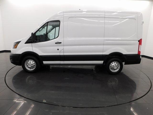 2022 ford transit-250 base
