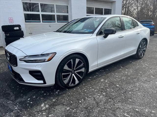 2022 volvo s60 t5 momentum