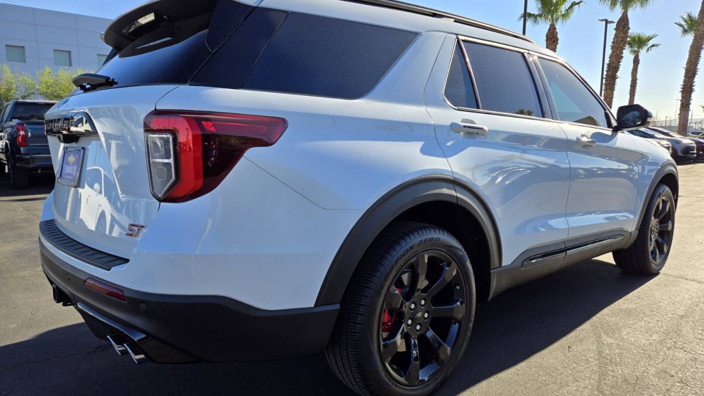 2023 ford explorer st