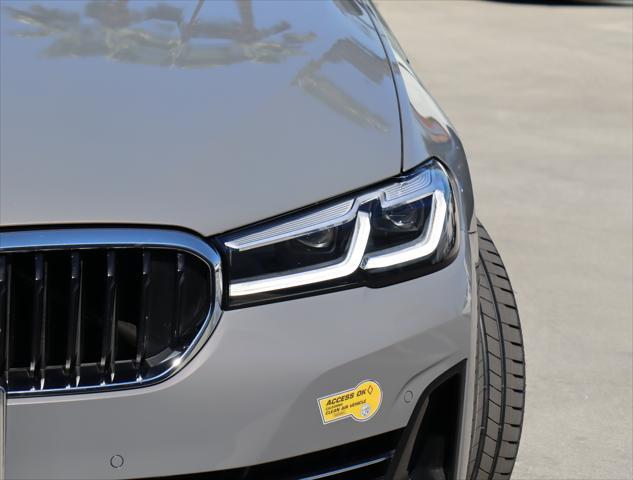 2022 bmw 530e base