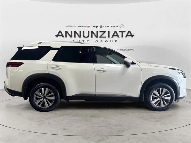 2022 nissan pathfinder sl 4wd
