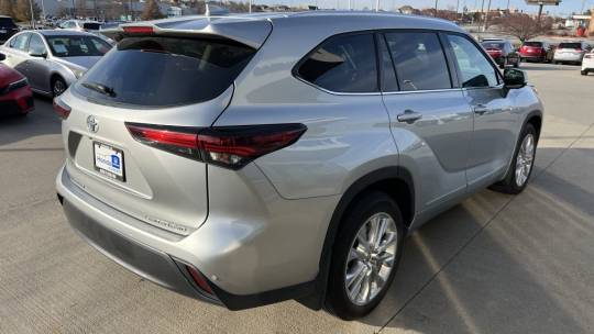 2024 Toyota Highlander