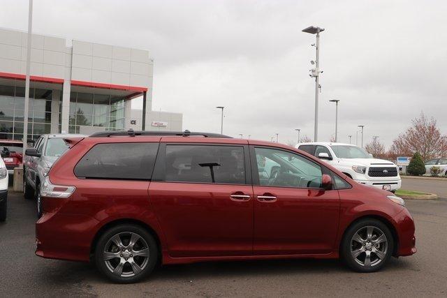 certified 2017 toyota sienna se salem, or 97301 for sale in salem, oregon