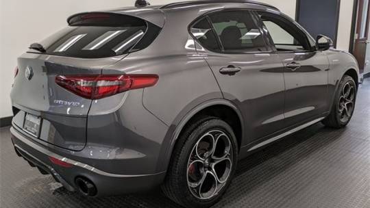 2023 alfa romeo stelvio veloce