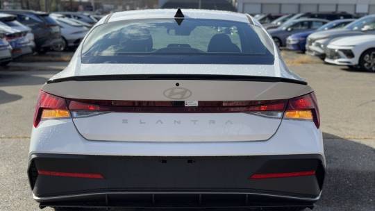 2025 Hyundai Elantra