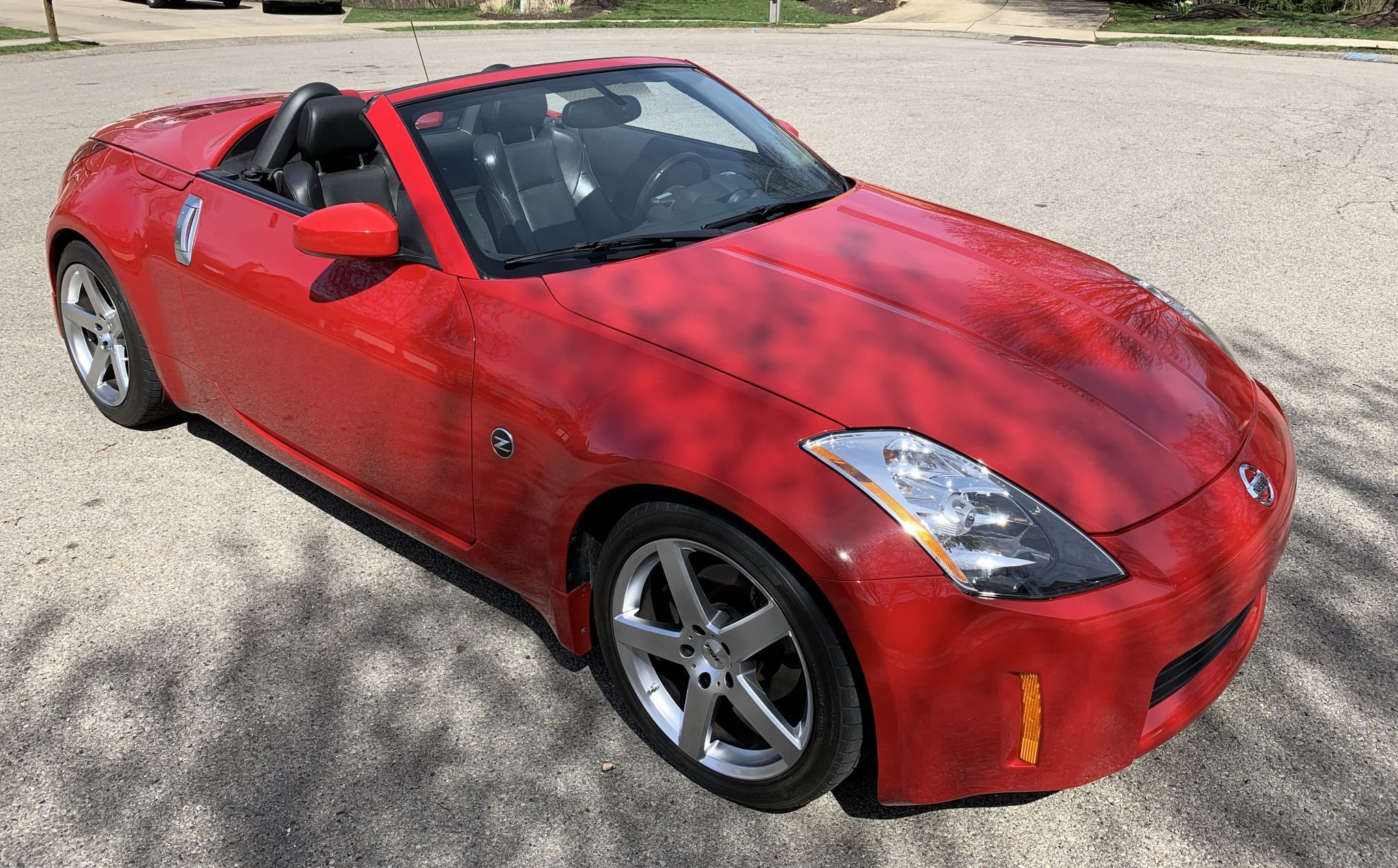 2005 nissan 350z touring roadster 6-speed