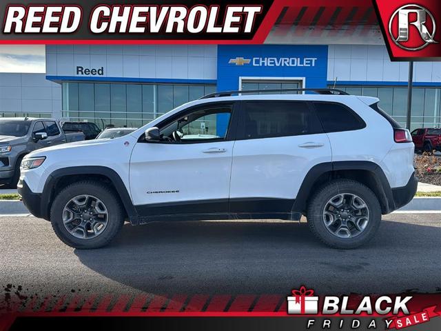 2019 jeep cherokee trailhawk