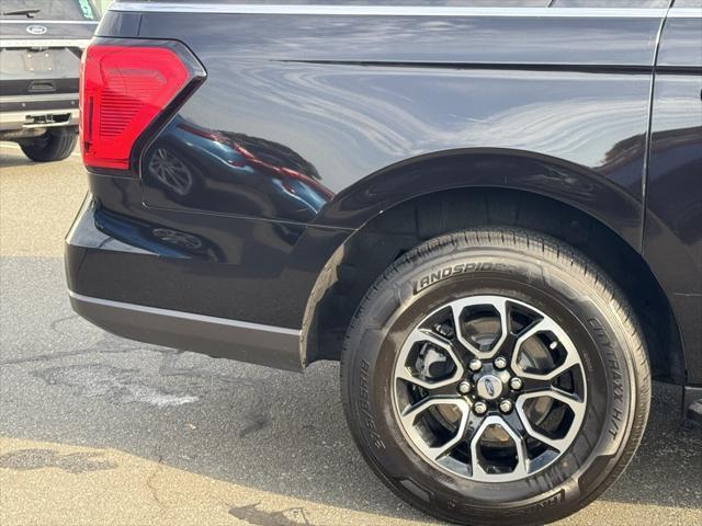 2022 ford expedition xlt max