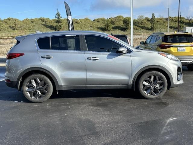 2022 kia sportage lx