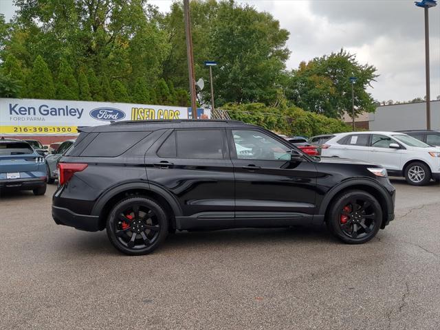 2021 ford explorer st
