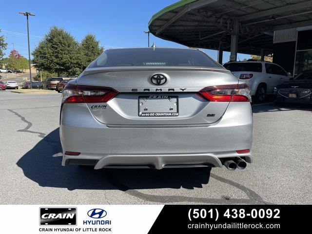 2023 toyota camry se