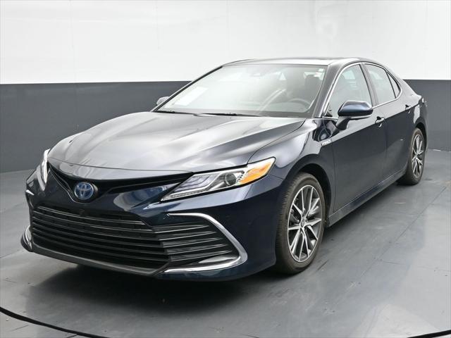 2021 toyota camry hybrid xle