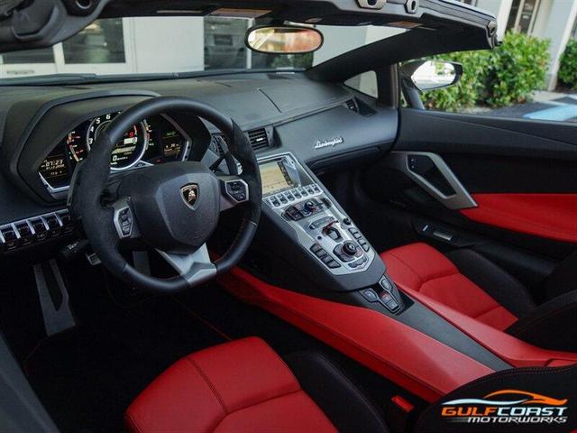 2015 lamborghini aventador lp700-4