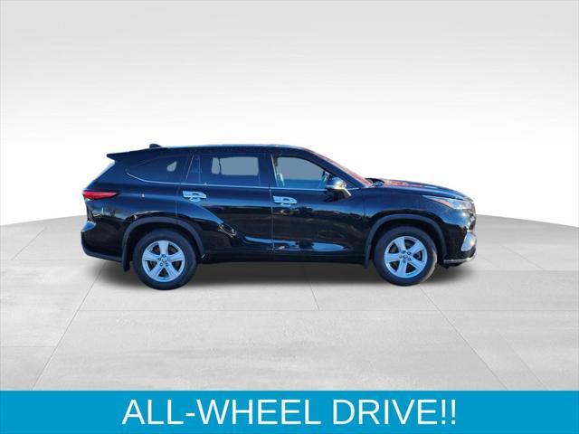 2020 toyota highlander le