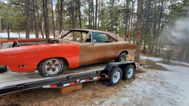 1969 dodge charger coupe black rwd manual se