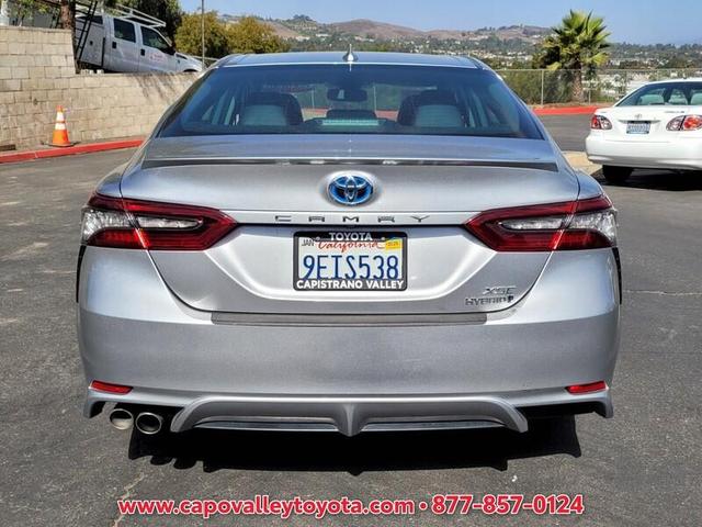 2023 toyota camry hybrid xse