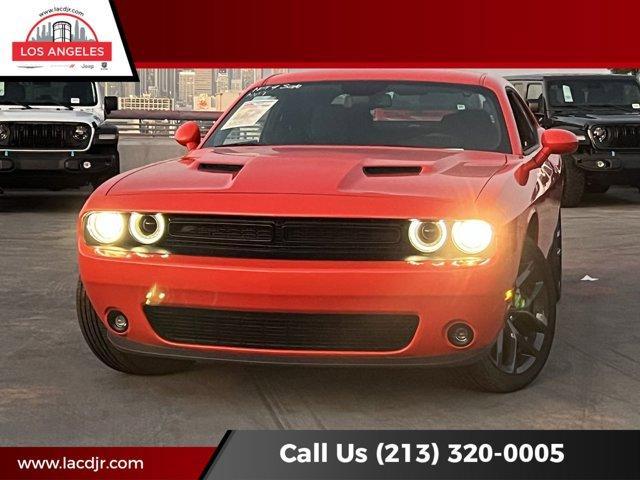 2023 dodge challenger sxt