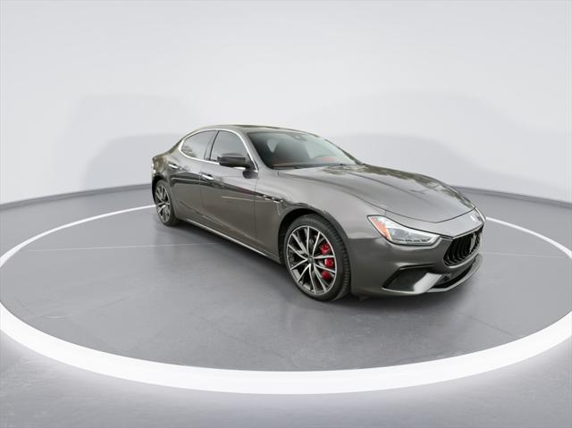 2023 maserati ghibli modena q4