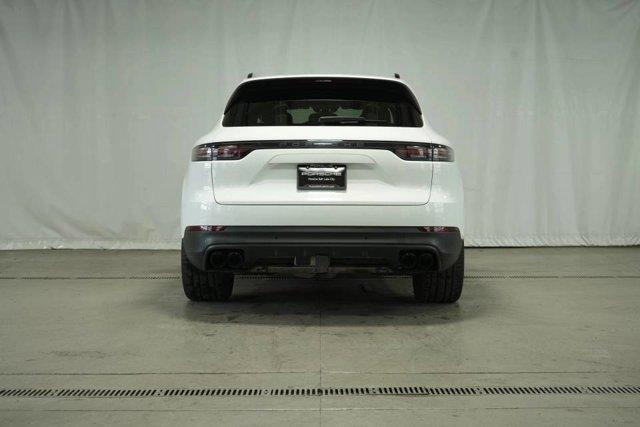 2022 porsche cayenne