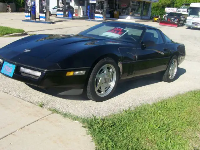 1989 corvette l98 collector car. stored in our collector car show room
