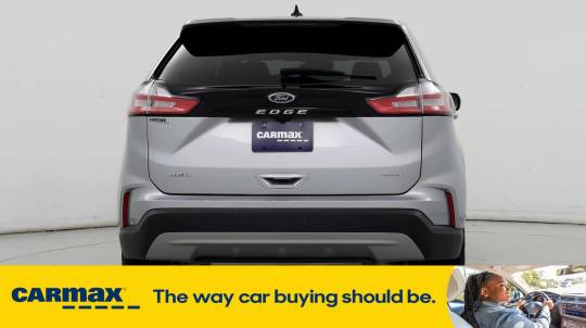 2023 Ford Edge