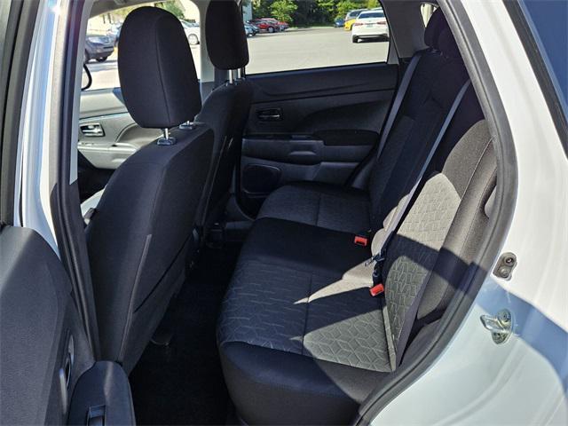 2022 mitsubishi outlander sport se