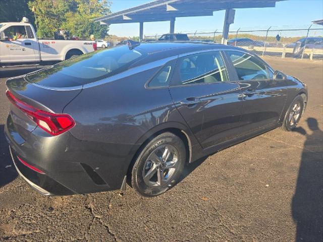 2022 kia k5 lxs