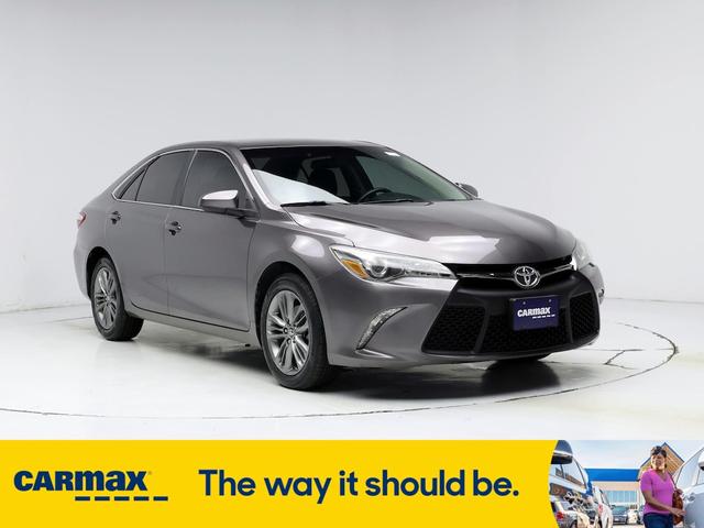2017 toyota camry se