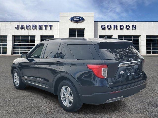 2023 ford explorer xlt