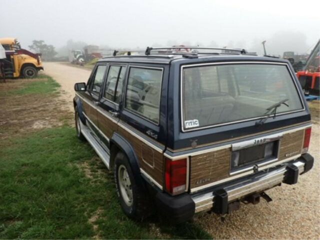 1989 jeep wagoneer limited 4x4!