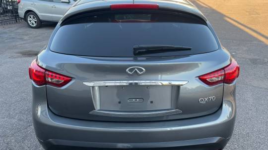 2017 Infiniti QX70