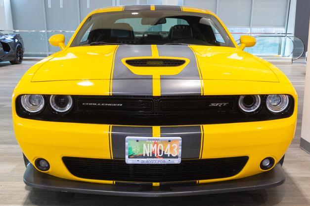2017 dodge challenger srt 392