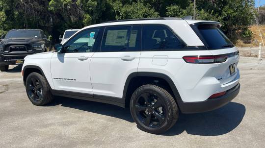 2024 Jeep Grand Cherokee