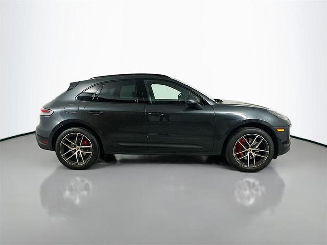 2022 porsche macan s