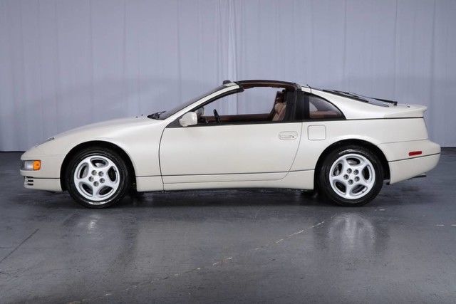 29,920 miles 1-owner 5-speed twin turbo t-tops leather very nice