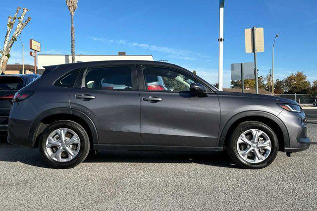 2023 honda hr-v lx