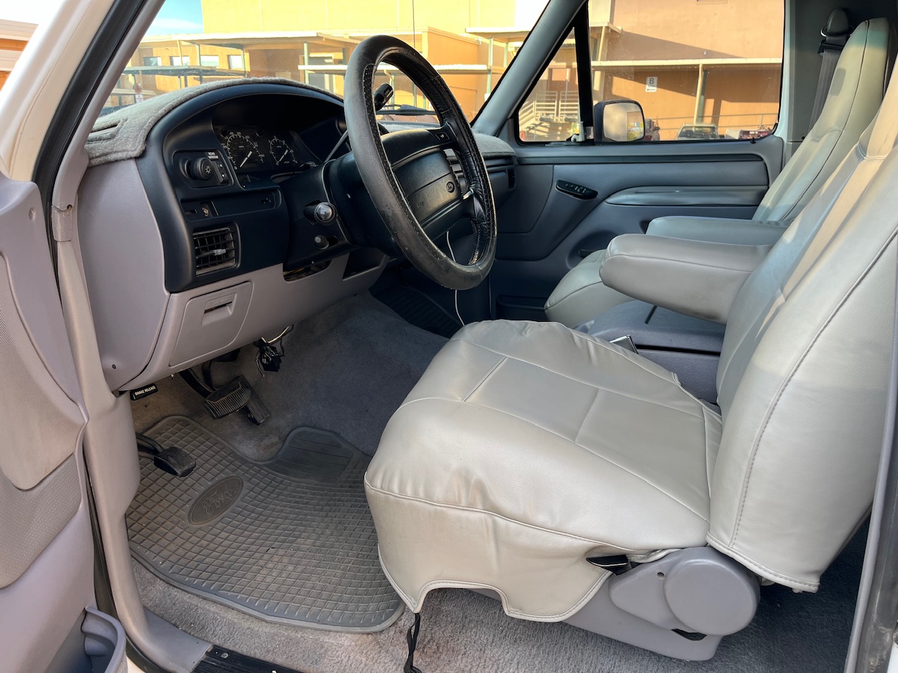 1996 ford bronco xlt sport