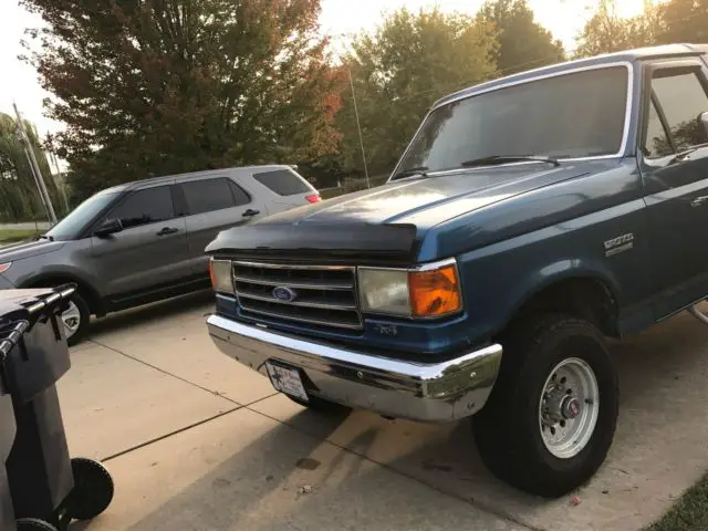 1990 ford bronco she's a gem!!