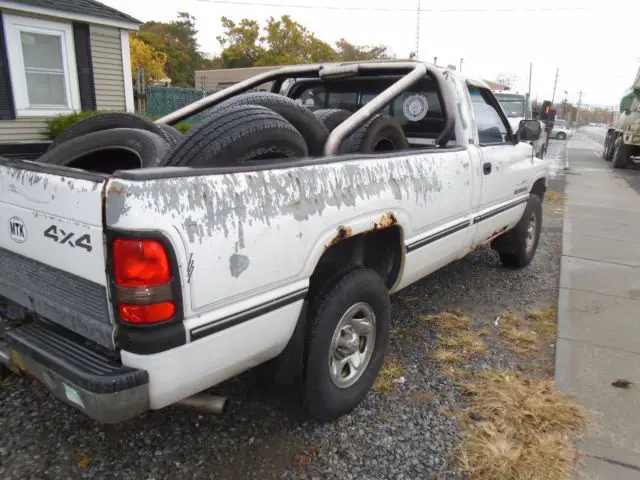 1994 dodge ram 1500 4 wheel drive great running truck going to be cheap