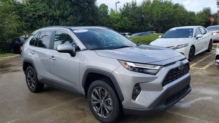 2022 toyota rav4 hybrid xle premium