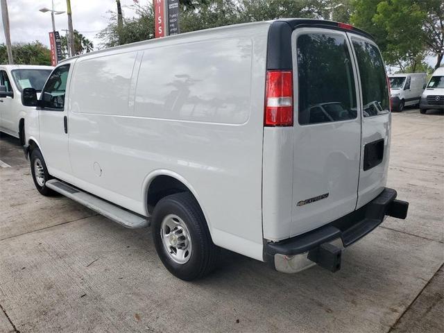 2022 chevrolet express 2500 work van