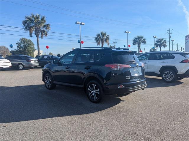 2018 toyota rav4 le