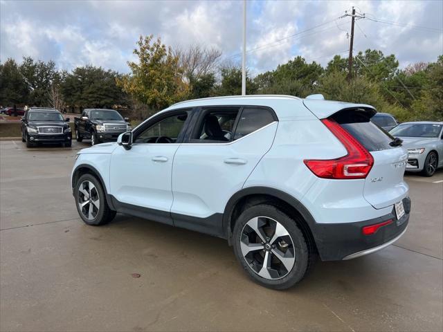2024 volvo xc40 b5 plus bright theme