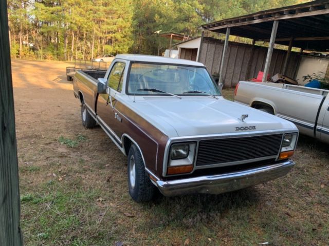 1982 dodge d150 prospector