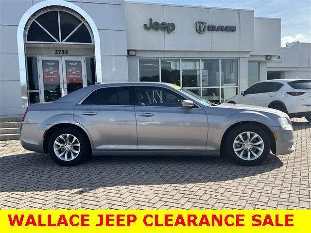 2015 chrysler 300 limited