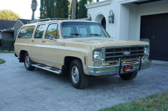 1977 chevrolet c10 suburban silverado, 40k actual miles, 1 family owned, 454 v8