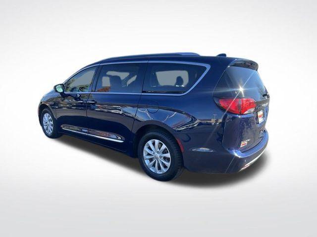 2018 chrysler pacifica touring-l