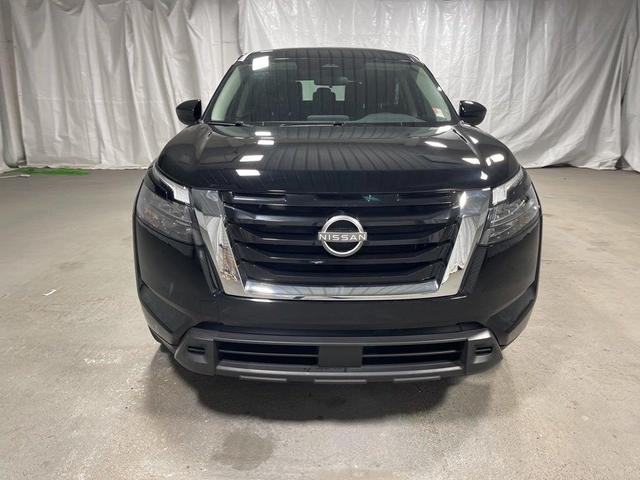 2023 nissan pathfinder s