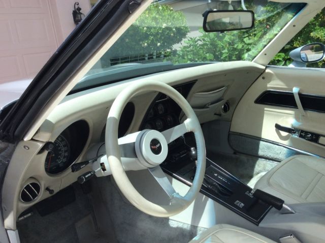 1977 chevrolet corvette - t top and deck rack w/less than 23k miles - $24,900