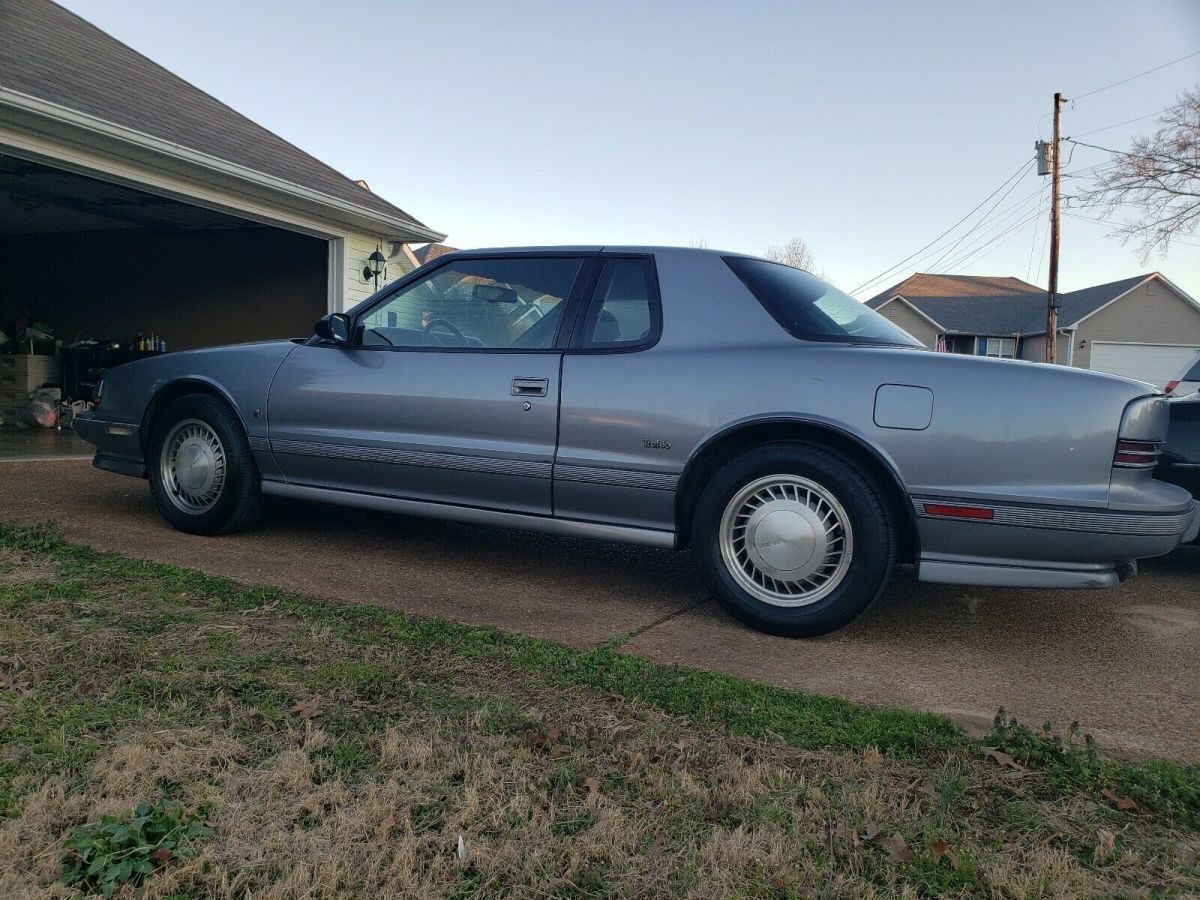 1990 oldsmobile toronado coupe grey fwd automatic trofeo